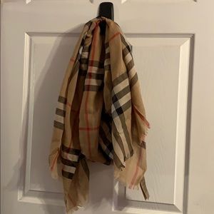 Authentic EUC Burberry lightweight scarf